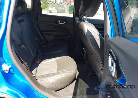 2022 Jeep Compass Altitude 4X4 from USA, damaged, VIN 3C4NJDBB9NT171445